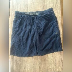 Men’s Columbia Omni Shade Sun Protection Navy Blue Shorts with Adjustable Belt
